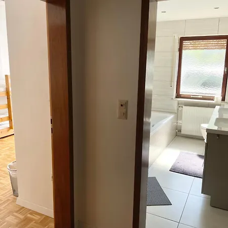 Rum i privatbostad Familienzimmer *