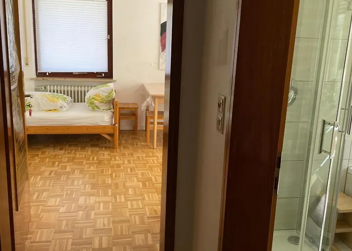 Familienzimmer נוימרקט אין דר אוברפפלץ